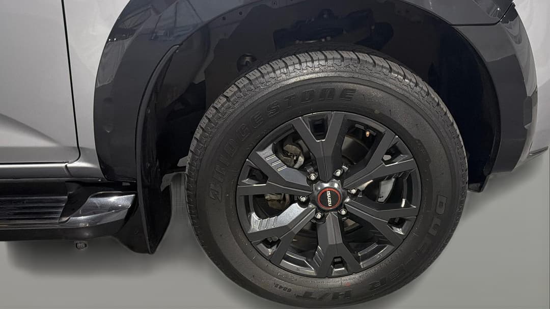 2023 Isuzu D-MAX X-terrain (4x4), Automatic, 57799 km, Right Front Wheel