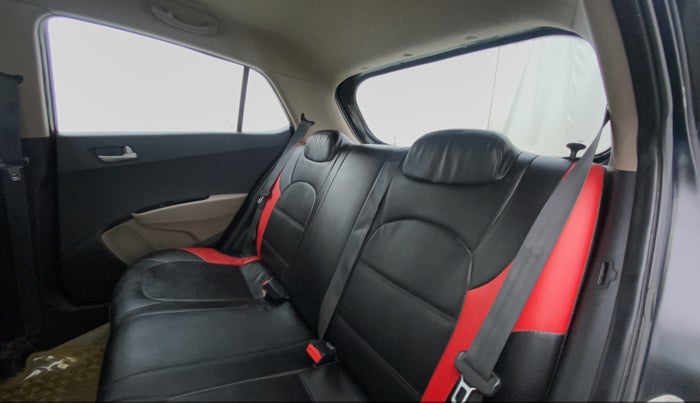 2014 Hyundai Grand i10 SPORTZ 1.2 KAPPA VTVT, Petrol, Manual, 63,653 km, Right Side Rear Door Cabin