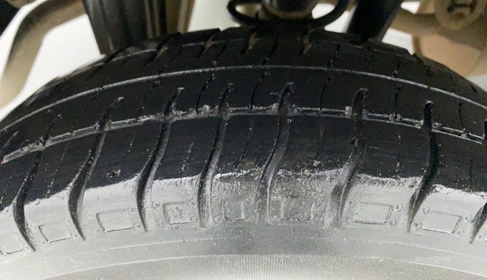 2017 Maruti Alto 800 LXI, Petrol, Manual, 41,506 km, Right Rear Tyre Tread