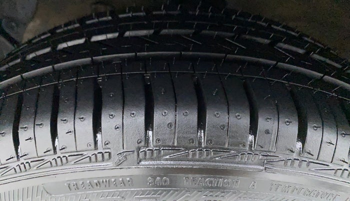 2015 Hyundai Grand i10 ASTA 1.2 KAPPA VTVT, Petrol, Manual, 54,878 km, Left Front Tyre Tread