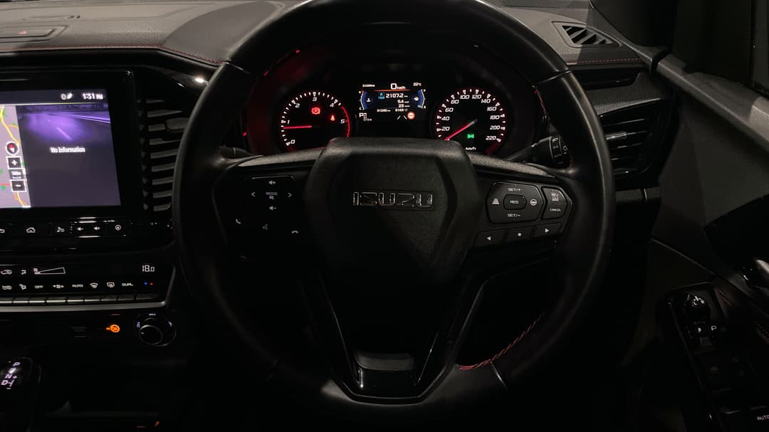 2022 Isuzu D-MAX X-terrain (4x4), Automatic, 31240 km, Steering Wheel Close-up