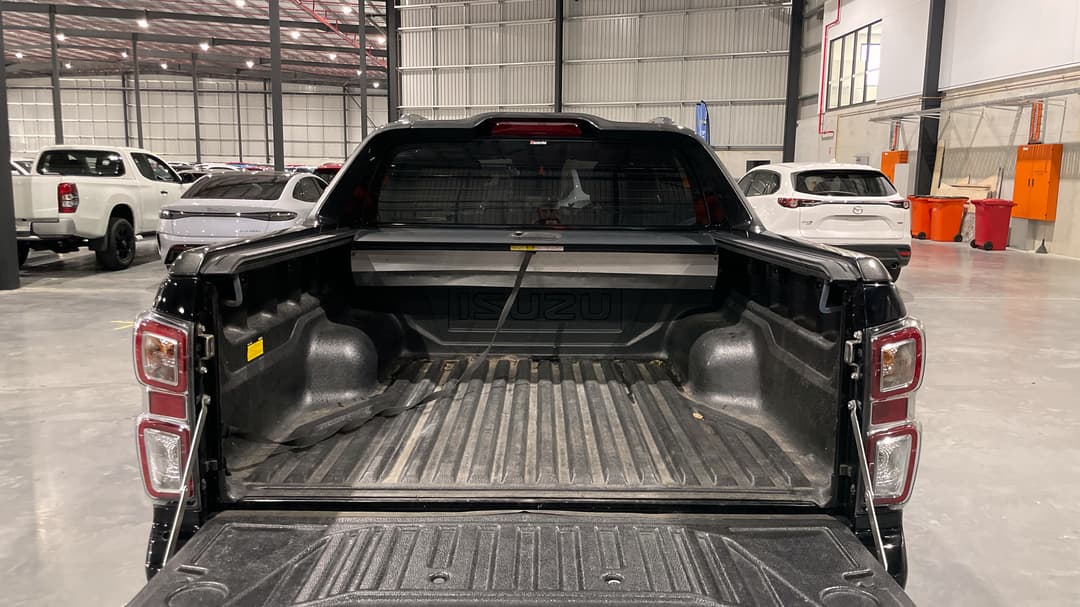 2022 Isuzu D-MAX X-terrain (4x4), Automatic, 31240 km, Boot Inside View