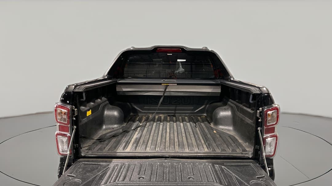 2022 Isuzu D-MAX X-terrain (4x4), Automatic, 31240 km, Boot Inside View