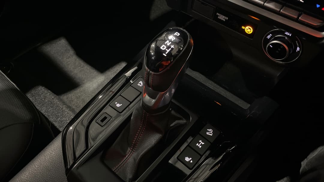 2022 Isuzu D-MAX X-terrain (4x4), Automatic, 31240 km, Gear Lever 