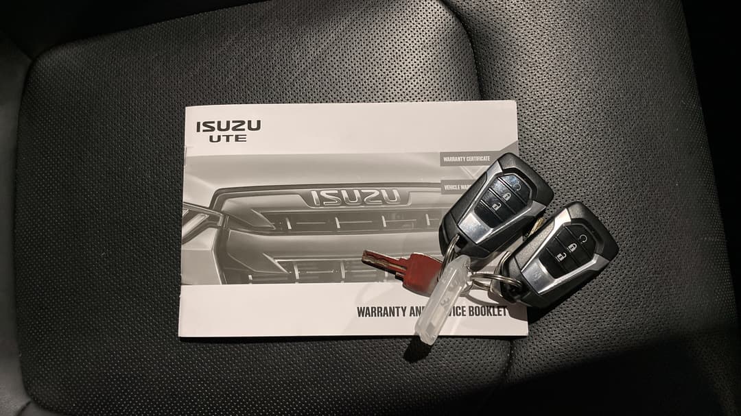 2022 Isuzu D-MAX X-terrain (4x4), Automatic, 31240 km, Key Close-up
