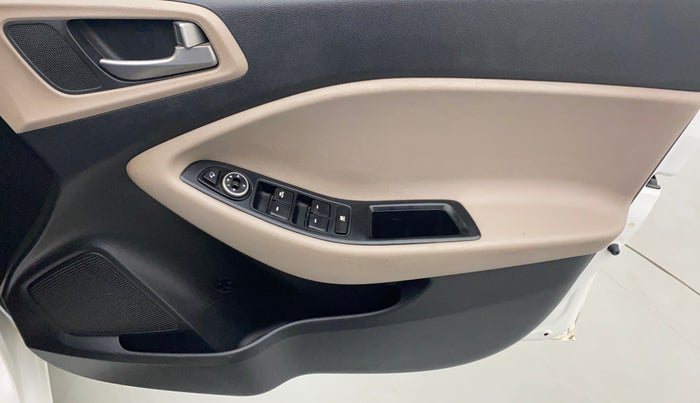 2015 Hyundai Elite i20 SPORTZ 1.2, Petrol, Manual, 68,713 km, Driver Side Door Panels Control