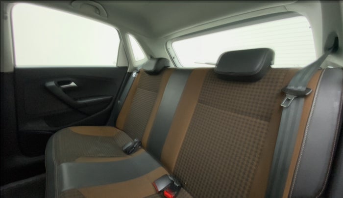 2017 Volkswagen Polo HIGHLINE PLUS 1.5L DIESEL, Diesel, Manual, 48,285 km, Right Side Rear Door Cabin