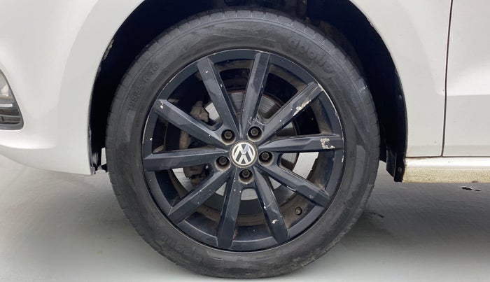 2017 Volkswagen Polo HIGHLINE PLUS 1.5L DIESEL, Diesel, Manual, 48,285 km, Left Front Wheel