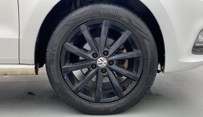 2017 Volkswagen Polo HIGHLINE PLUS 1.5L DIESEL, Diesel, Manual, 48,285 km, Right Front Wheel