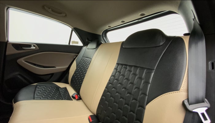 2019 Hyundai Elite i20 1.2 SPORTS PLUS VTVT CVT, Petrol, Automatic, 9,271 km, Right Side Rear Door Cabin