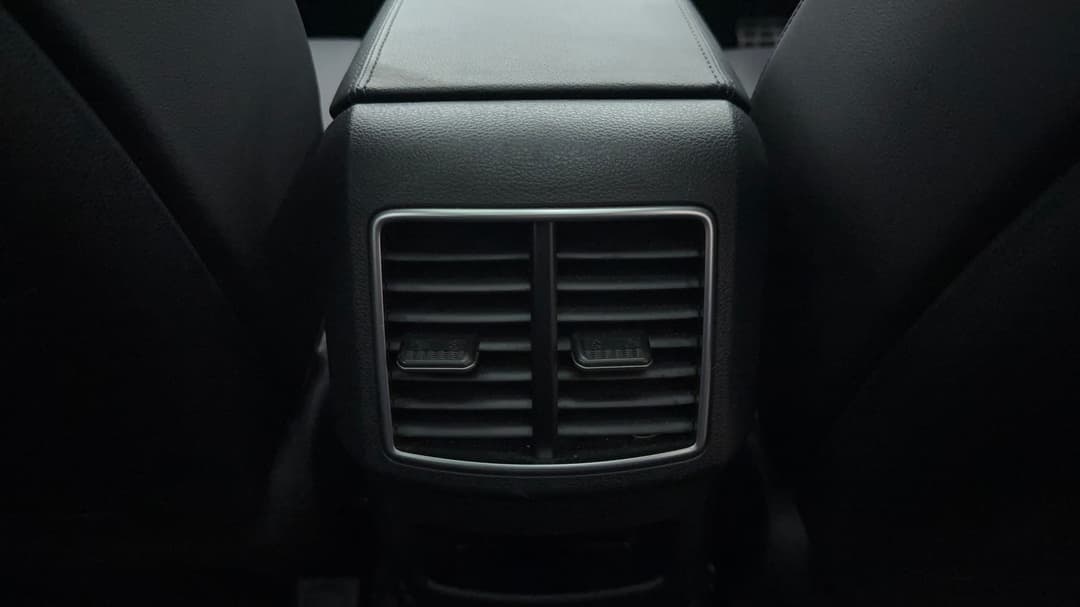 2025 Kia Sportage Gt Line (AWD), Automatic, 28275 km, Rear A/C Vent