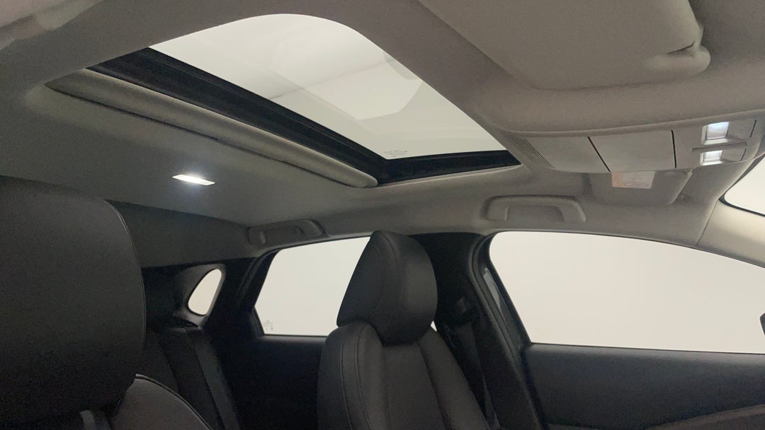 Interior Sunroof/Moonroof