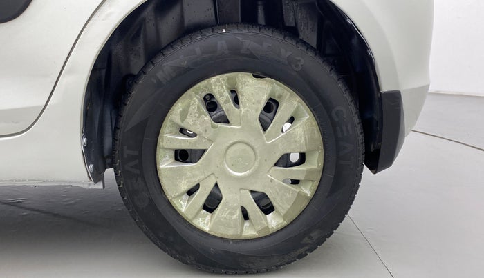 2013 Maruti Swift VXI D, Petrol, Manual, 82,061 km, Left Rear Wheel