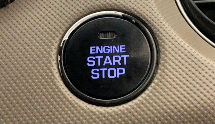 2015 Hyundai Grand i10 SPORTZ 1.2 KAPPA VTVT, Petrol, Manual, 92,957 km, Keyless Start/ Stop Button