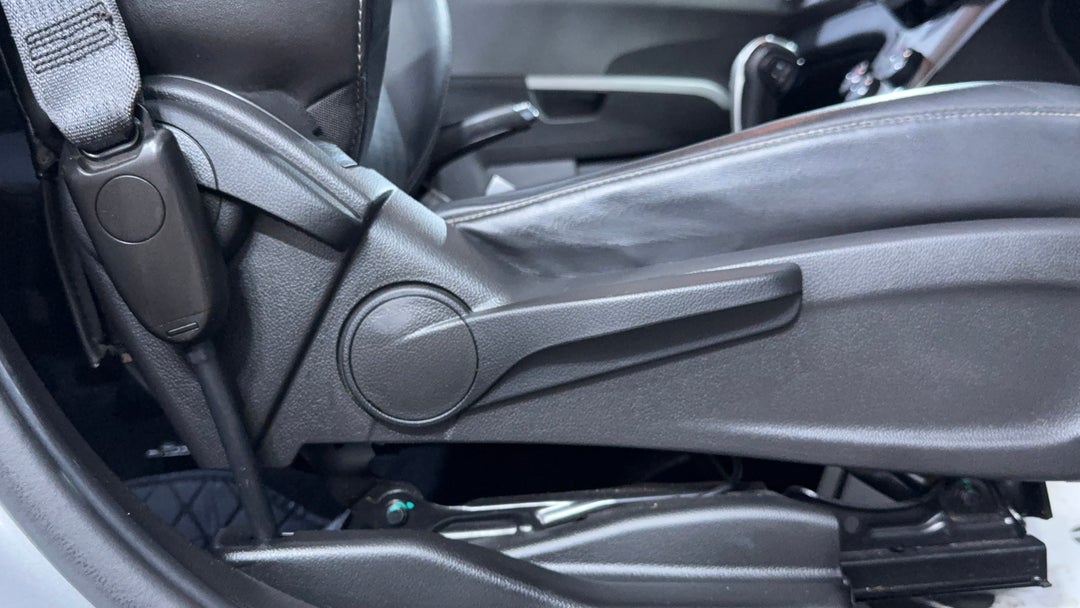 2017 Holden Barina Lt, Automatic, 108864 km, Drivers Side Adjustment Panel