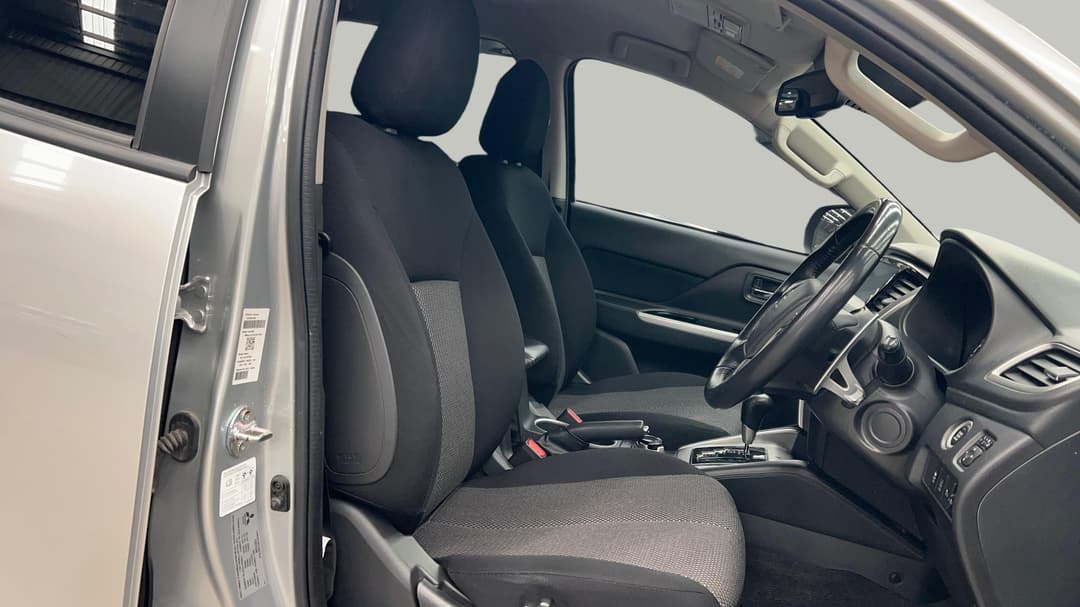 2020 Mitsubishi Triton Gls (4x4), Automatic, 71785 km, Right Side Front Door Cabin View