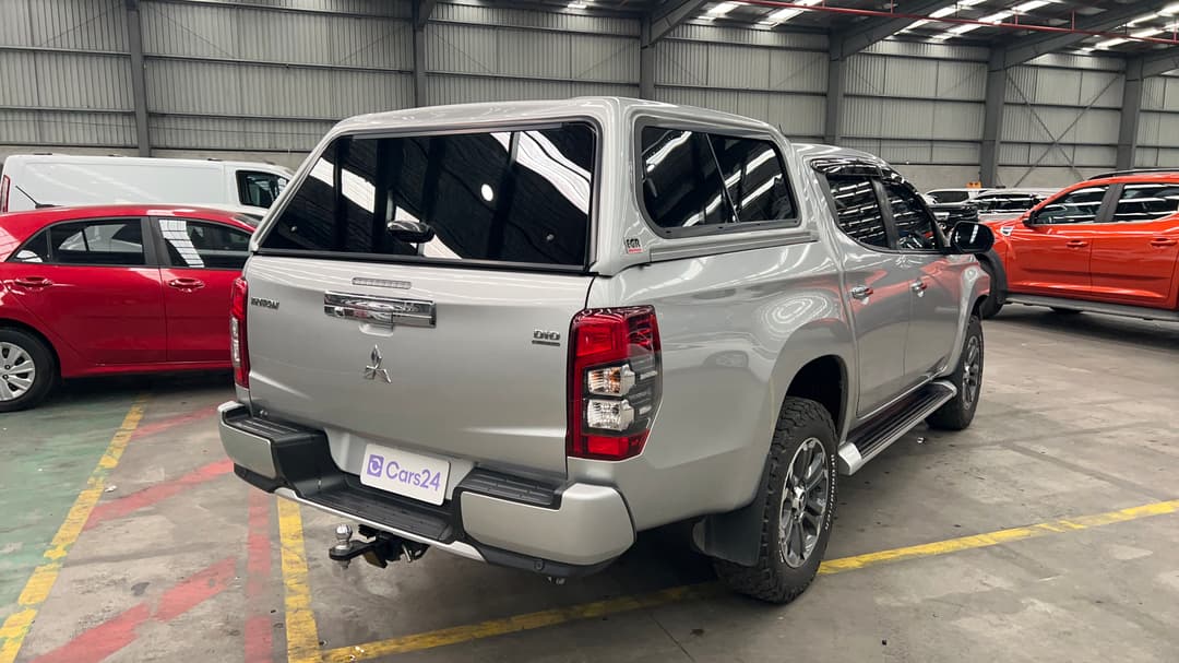 2020 Mitsubishi Triton Gls (4x4), Automatic, 71785 km, Right Back Diagonal (45- Degree) View