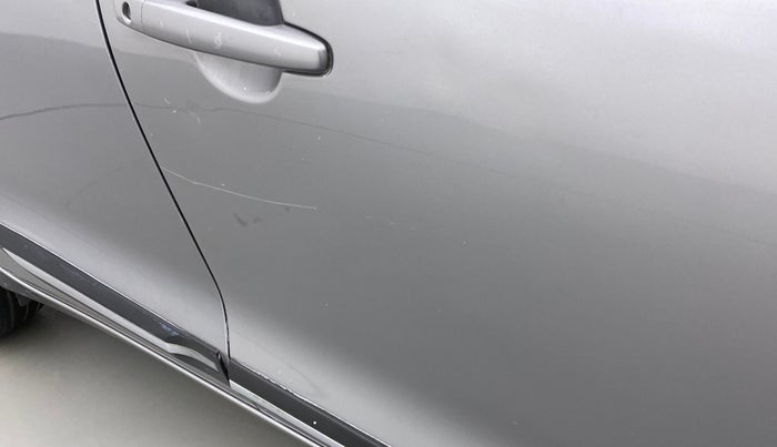 2019 Maruti Baleno DELTA PETROL 1.2, Petrol, Manual, 42,243 km, Driver-side door - Minor scratches