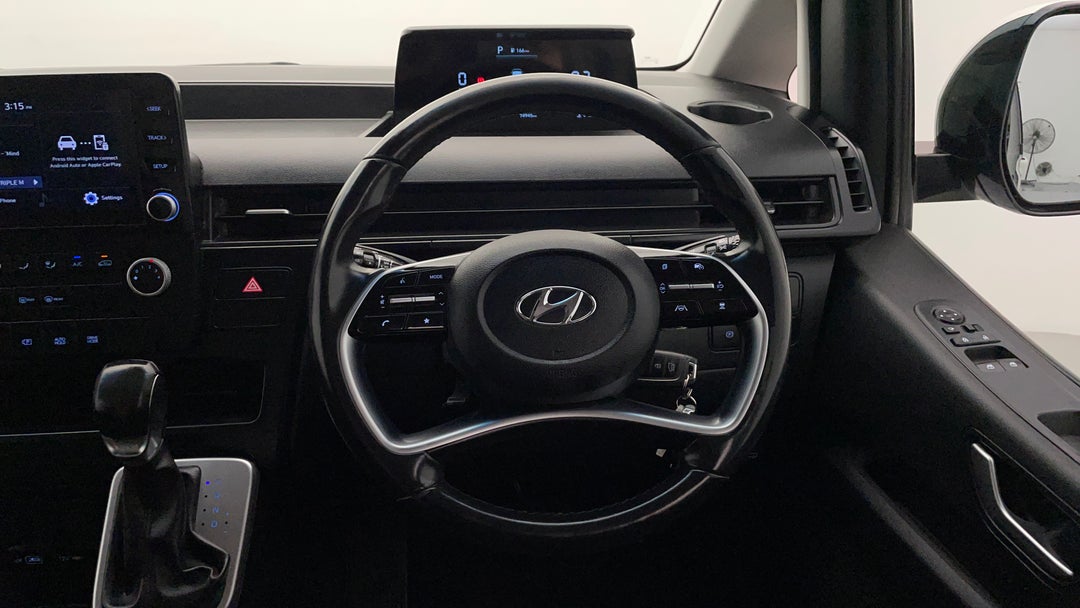 2021 Hyundai Staria Load Lr 2s 2.2d Liftback, Automatic, 74945 km, Steering Wheel Close-up