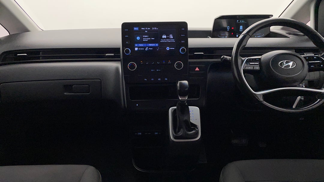 2021 Hyundai Staria Load Lr 2s 2.2d Liftback, Automatic, 74945 km, Dashboard View