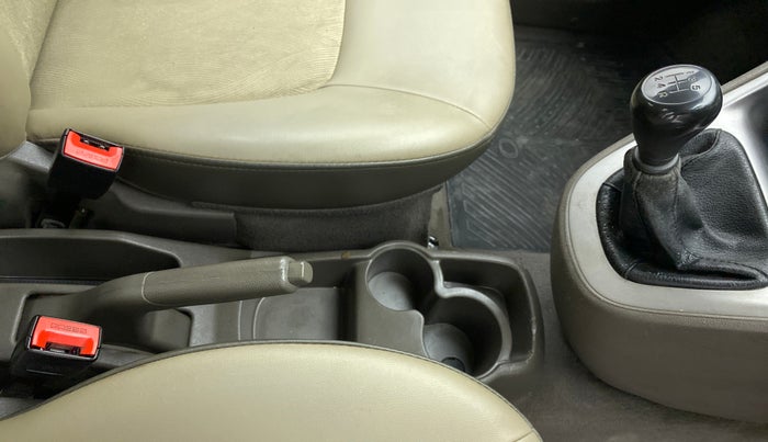 2015 Hyundai i10 SPORTZ 1.1 IRDE2, Petrol, Manual, 59,006 km, Gear Lever