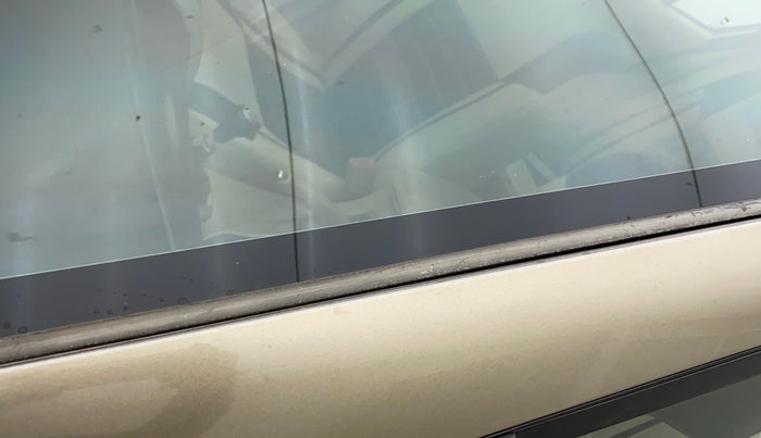 2010 Honda City 1.5L I-VTEC V MT, Petrol, Manual, 86,099 km, Left A pillar - Paint is slightly faded