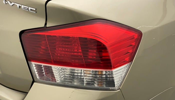 2010 Honda City 1.5L I-VTEC V MT, Petrol, Manual, 86,099 km, Right tail light - Minor damage