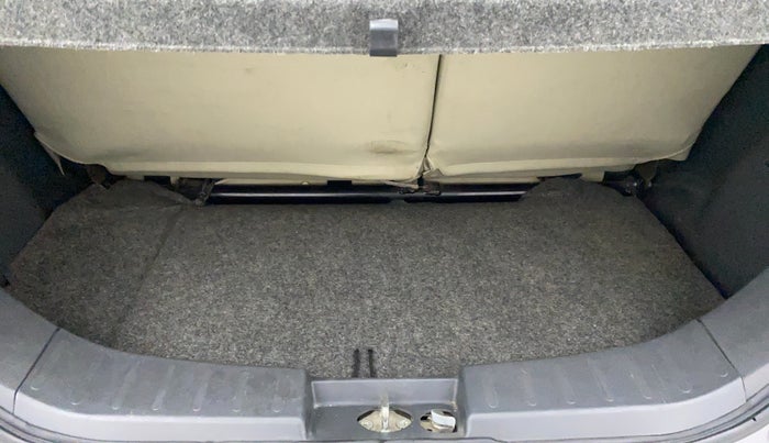 2012 Maruti Wagon R 1.0 VXI, Petrol, Manual, 61,609 km, Boot Inside