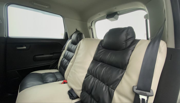 2020 Maruti New Wagon-R VXI 1.2L, Petrol, Manual, 25,066 km, Right Side Rear Door Cabin