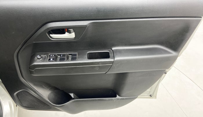 2020 Maruti New Wagon-R VXI 1.2L, Petrol, Manual, 25,066 km, Driver Side Door Panels Control