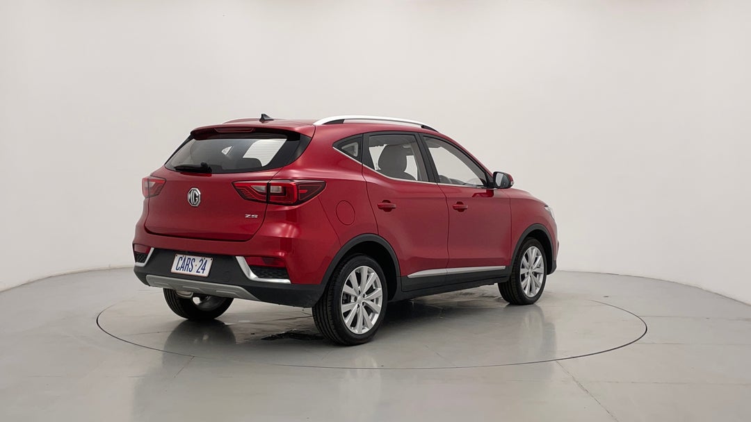 Right Back Diagonal (45- Degree) View