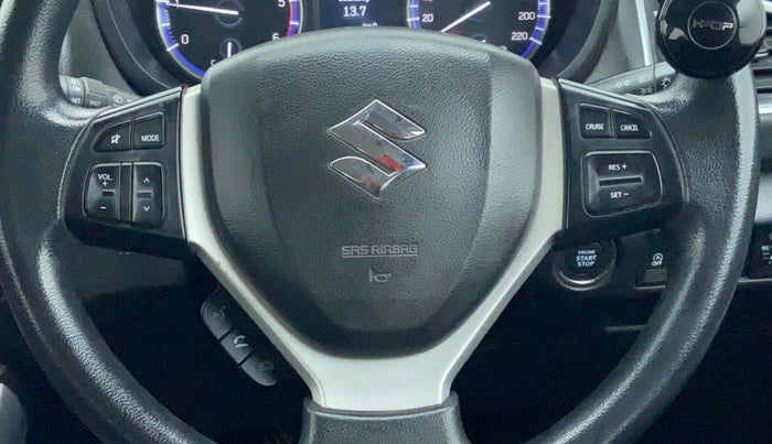2018 Maruti S Cross ZETA 1.3, Diesel, Manual, 76,701 km, Steering wheel - Sound system control not functional