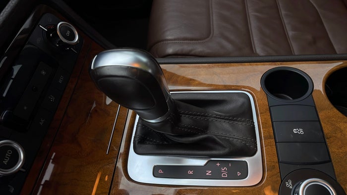VOLKSWAGEN TOUAREG-Gear Lever