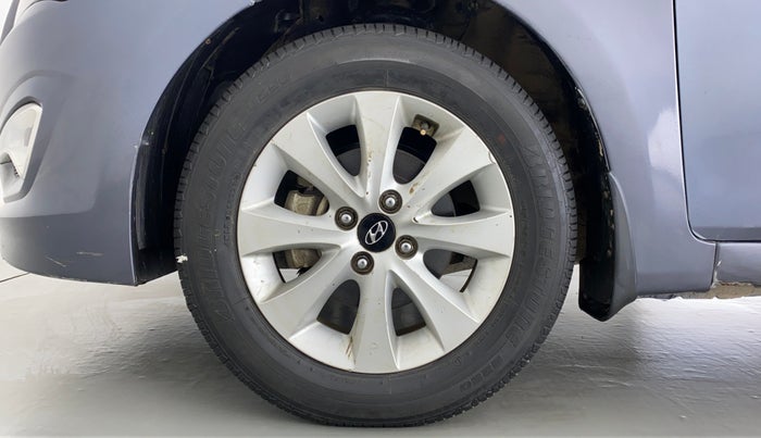 2015 Hyundai Verna FLUIDIC 1.6 VTVT S, Petrol, Manual, 59,493 km, Left Front Wheel