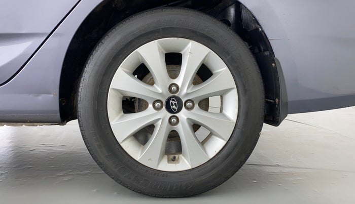 2015 Hyundai Verna FLUIDIC 1.6 VTVT S, Petrol, Manual, 59,493 km, Left Rear Wheel