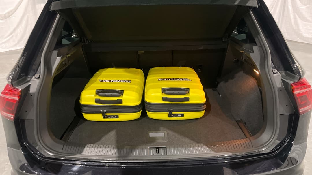 2021 Volkswagen Tiguan 162tsi R-line, Automatic, 69062 km, Boot Inside View with Luggage