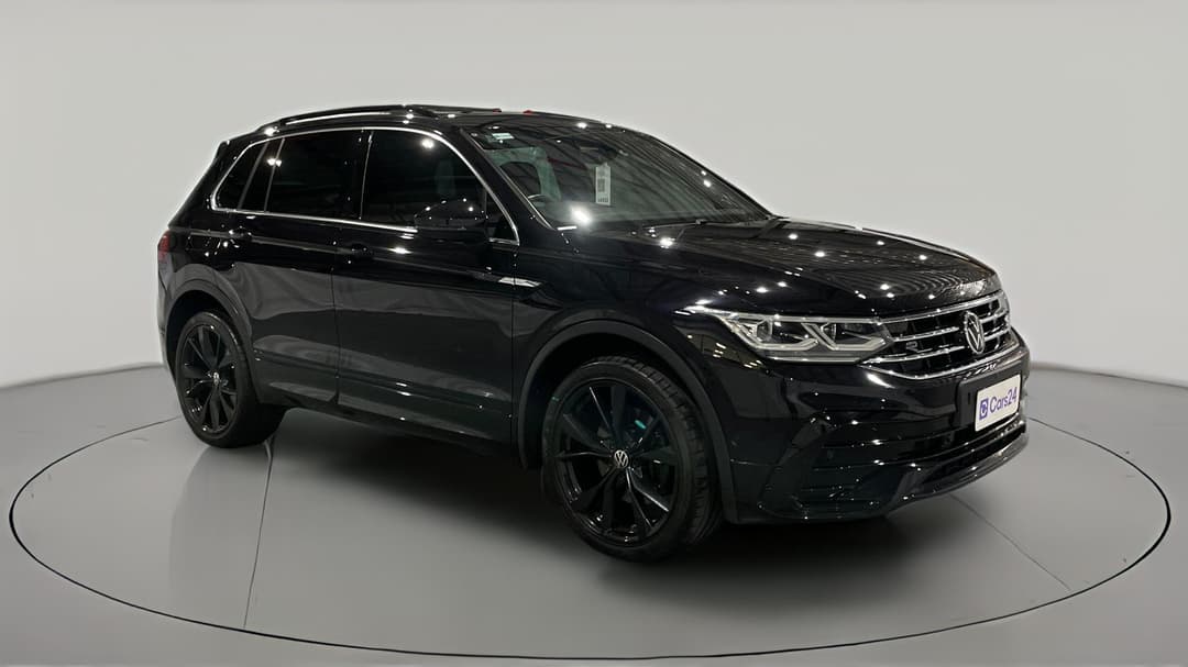 2021 Volkswagen Tiguan 162tsi R-line, Automatic, 69062 km, Right Front Diagonal (45- Degree) View