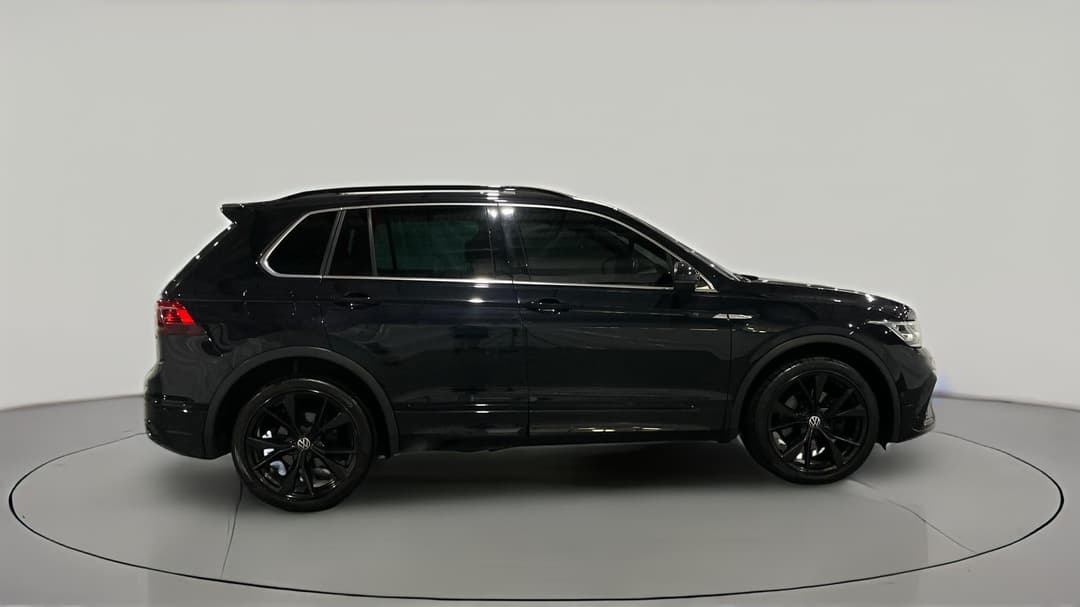 2021 Volkswagen Tiguan 162tsi R-line, Automatic, 69062 km, Right Side View