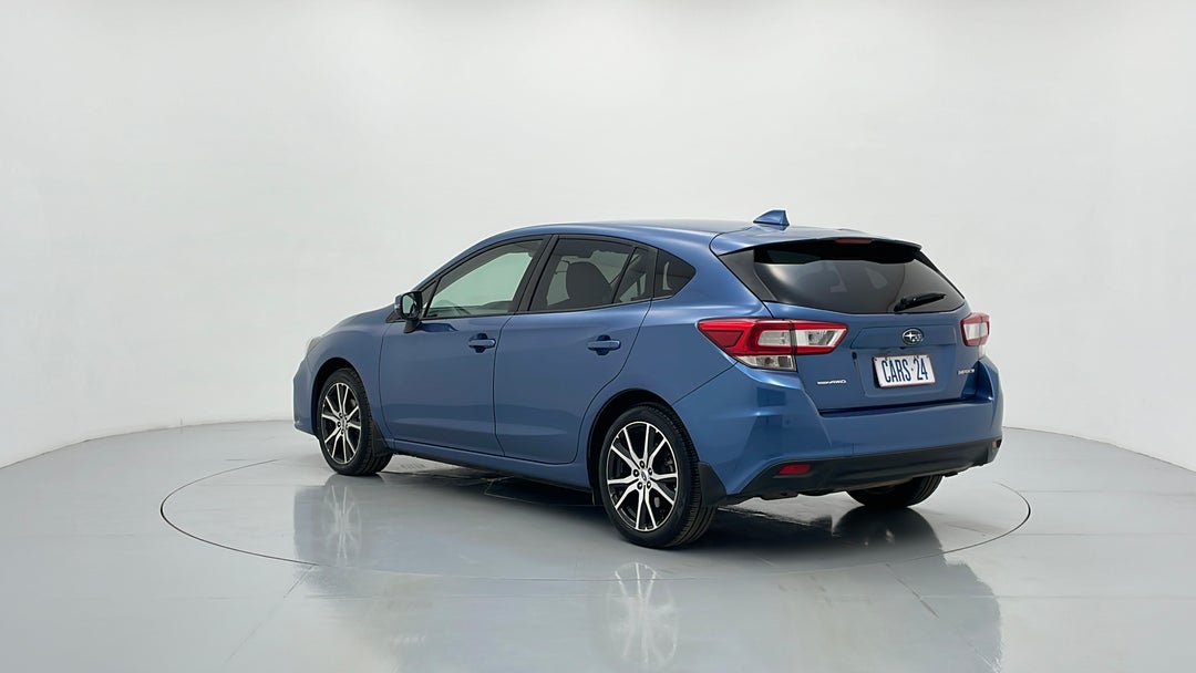 Left Back Diagonal (45- Degree) View