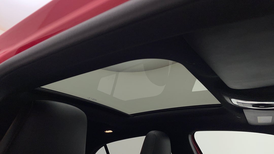 Interior Sunroof/Moonroof