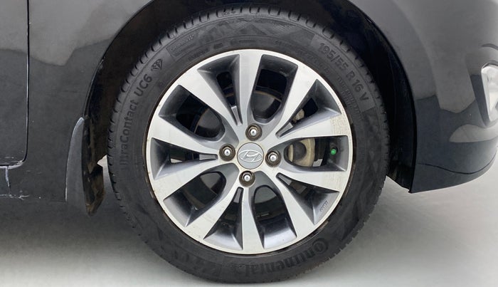 2017 Hyundai Verna 1.6 VTVT SX, Petrol, Manual, 60,051 km, Right Front Wheel