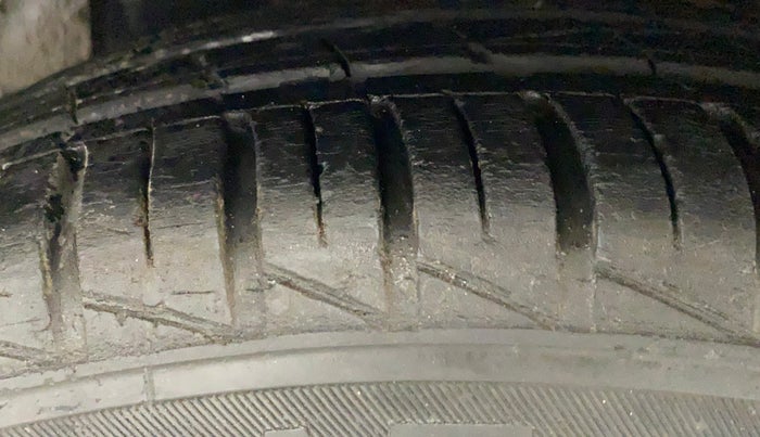 2021 Datsun Redi Go T(O), Petrol, Manual, 41,535 km, Right Front Tyre Tread