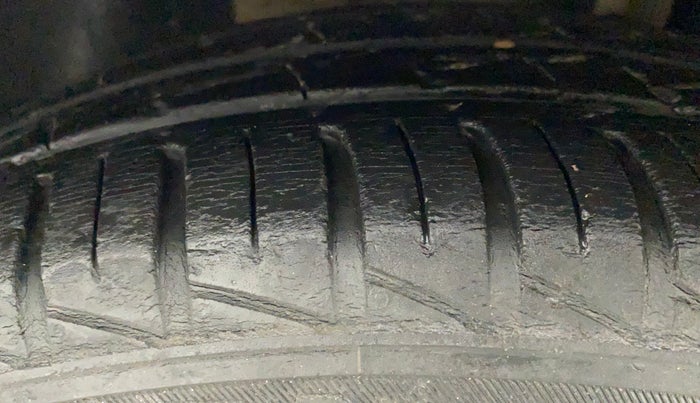 2021 Datsun Redi Go T(O), Petrol, Manual, 41,535 km, Left Front Tyre Tread