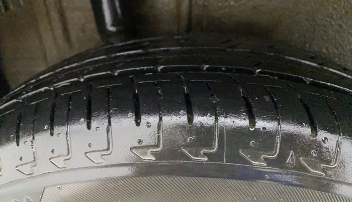 2018 Maruti IGNIS SIGMA 1.2, Petrol, Manual, 82,475 km, Right Rear Tyre Tread