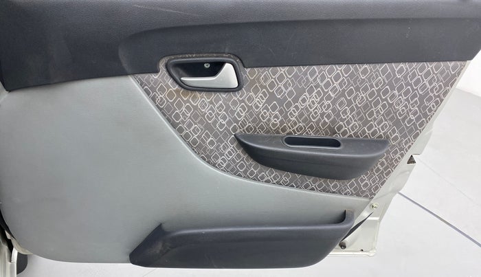 2018 Maruti Alto 800 LXI, Petrol, Manual, 19,554 km, Driver Side Door Panels Control