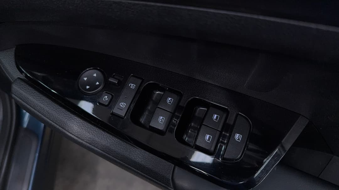 2022 Kia Sportage Sx (AWD), Automatic, 78588 km, Drivers Side Door Panel Controls