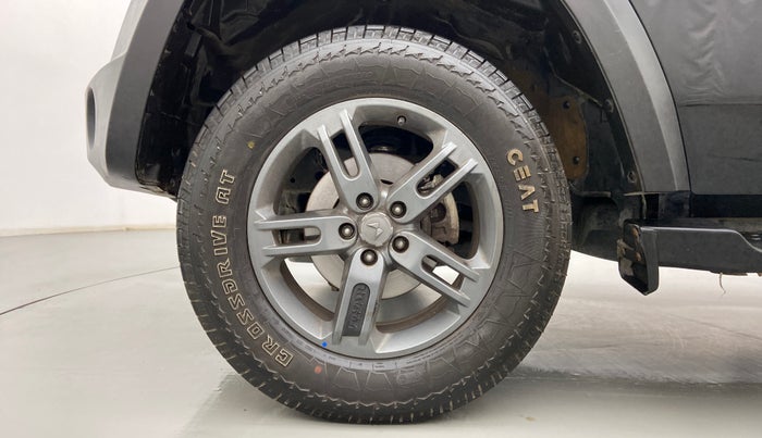 2023 Mahindra Thar LX P 2WD AT HT, Petrol, Automatic, 4,232 km, Left Front Wheel
