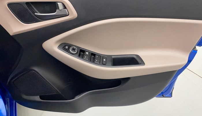2017 Hyundai Elite i20 ASTA 1.2, Petrol, Manual, 39,027 km, Driver Side Door Panels Control