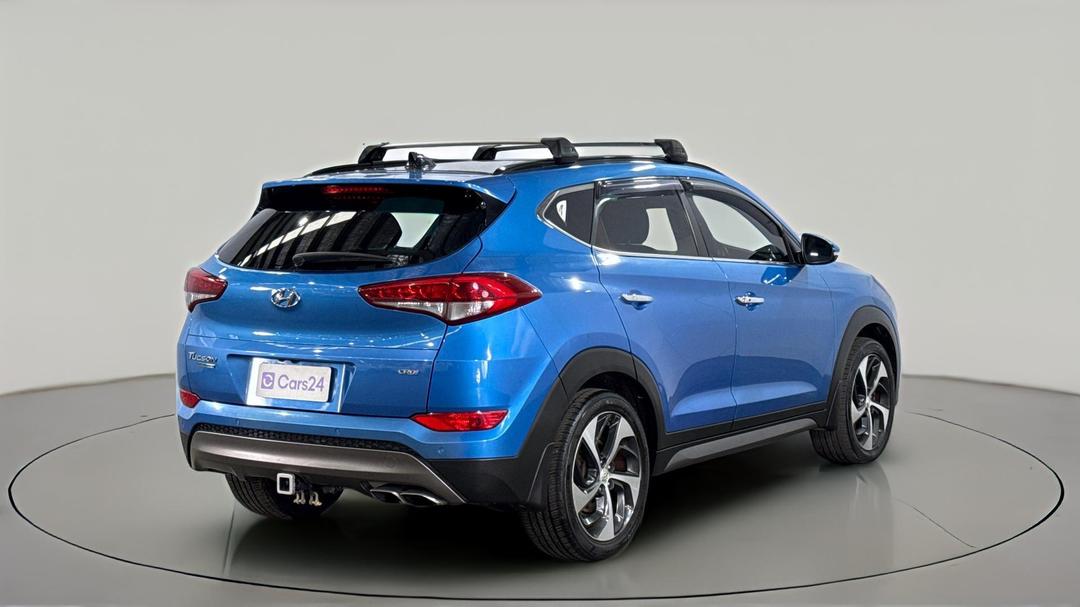 2016 Hyundai Tucson Highlander R-series (AWD), Automatic, 107392 km, Right Back Diagonal (45- Degree) View