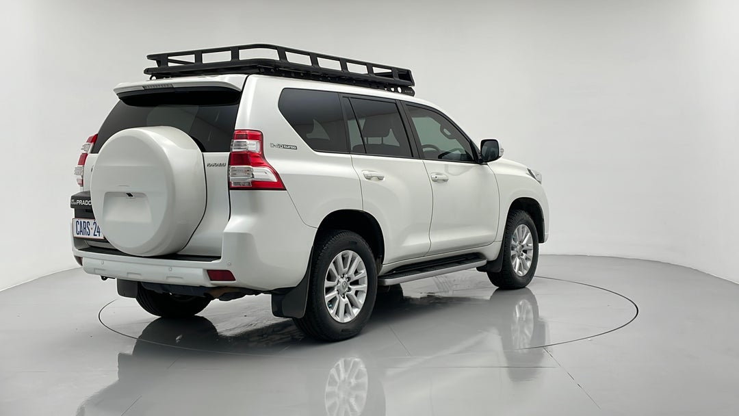 Right Back Diagonal (45- Degree) View